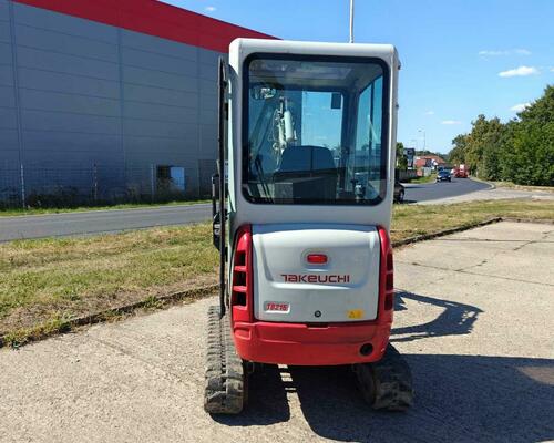 Takeuchi TB216