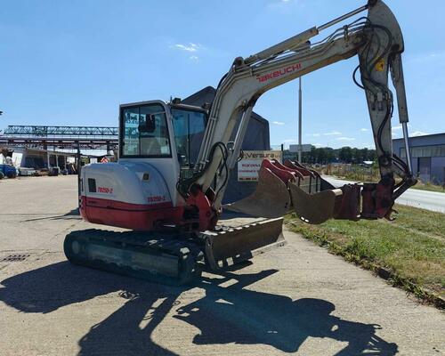 Takeuchi TB250-2