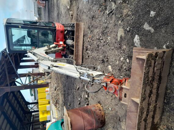 Takeuchi tb 23r