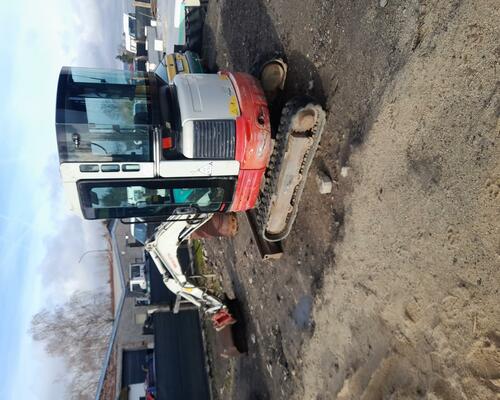 Takeuchi tb 23r
