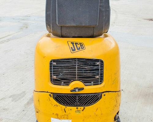 VÝPRODEJ Pásový bagr JCB 8008 VÝPRODEJ