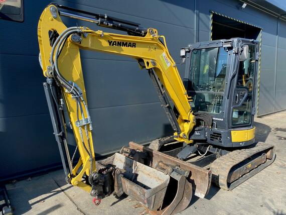 YANMAR VIO38-6