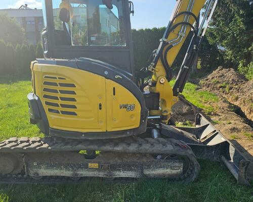 Yanmar VIO50-6A, 3x lopata