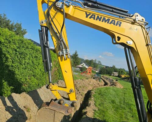 Yanmar VIO50-6A, 3x lopata