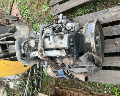 Motor Pekins 4 válec Diesel