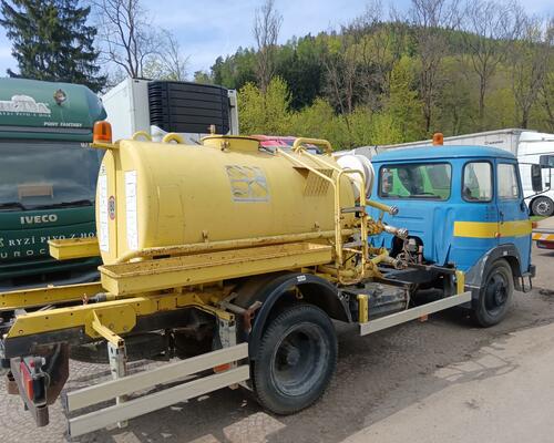 Avia A31 převoz kapalin 2200 litrů