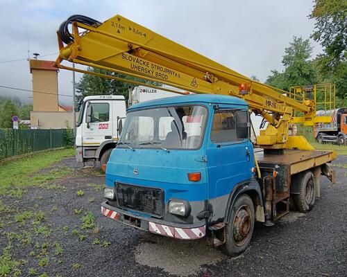 AVIA A 31 MP16 montážní plošina