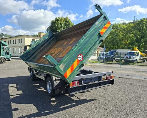 Avia D90  3 straný Sklápěč Cummins