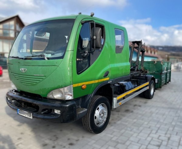 Avia D90 (4x2, Cummins)