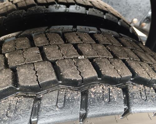 Avia D 90 L KONTEJNER +H. RUKA