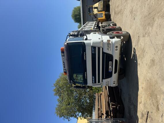 DAF CF 3S sklápěč, 8x4