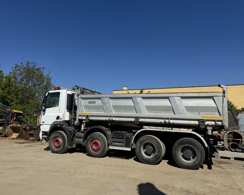 DAF CF 3S sklápěč, 8x4
