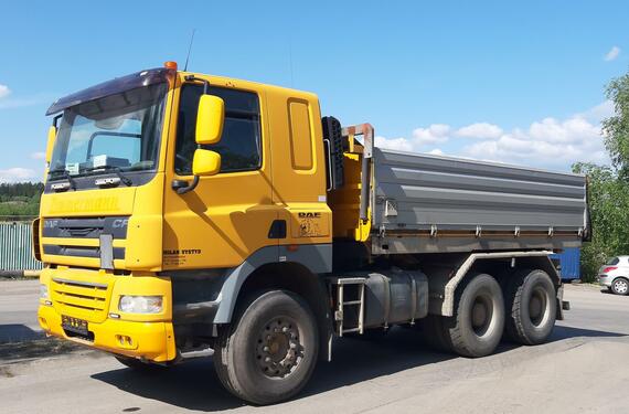 DAF CF 85.460 6x4 SCHWARZMÜLLER S3 / NOSNOST 13.900 kg / ZF16 manuál / ZF INTARDÉR / plachta 