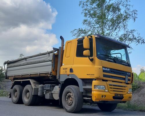 DAF CF 85.460 6x4 SCHWARZMÜLLER S3 / NOSNOST 13.900 kg / ZF16 manuál / ZF INTARDÉR / plachta 