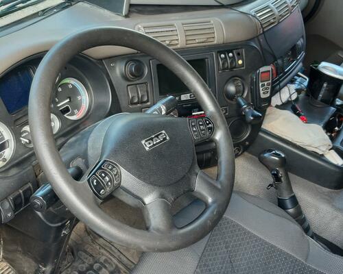 DAF CF 85.460 6x4 SCHWARZMÜLLER S3 / NOSNOST 13.900 kg / ZF16 manuál / ZF INTARDÉR / plachta 