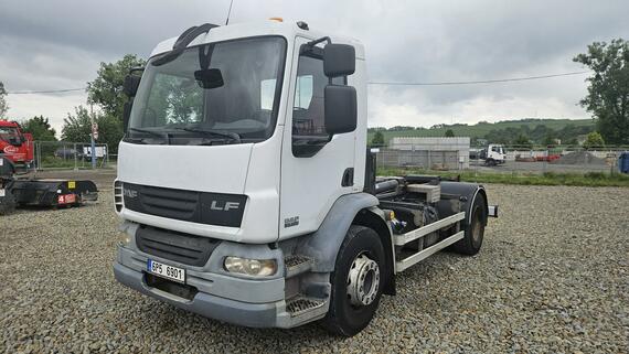 DAF LF 55.220 Hákový nošič kontejnerů