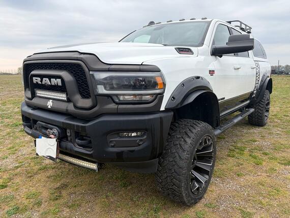 DODGE RAM 2500 POWER WAGON LIFTED 6.4 HEMI V8