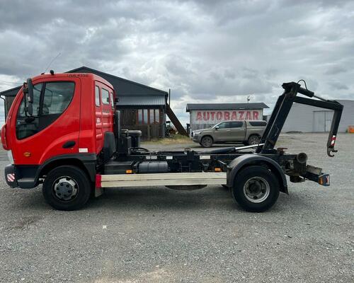 Hákový nosič AVIA D 100-motor CUMMINS