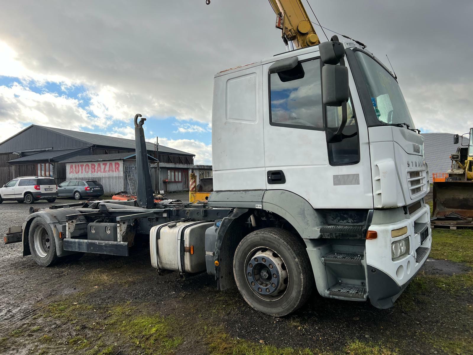 IVECO AT190S36 - HODNÉ NA PŘEPRAVU STAVEBNÍCH STROJŮ