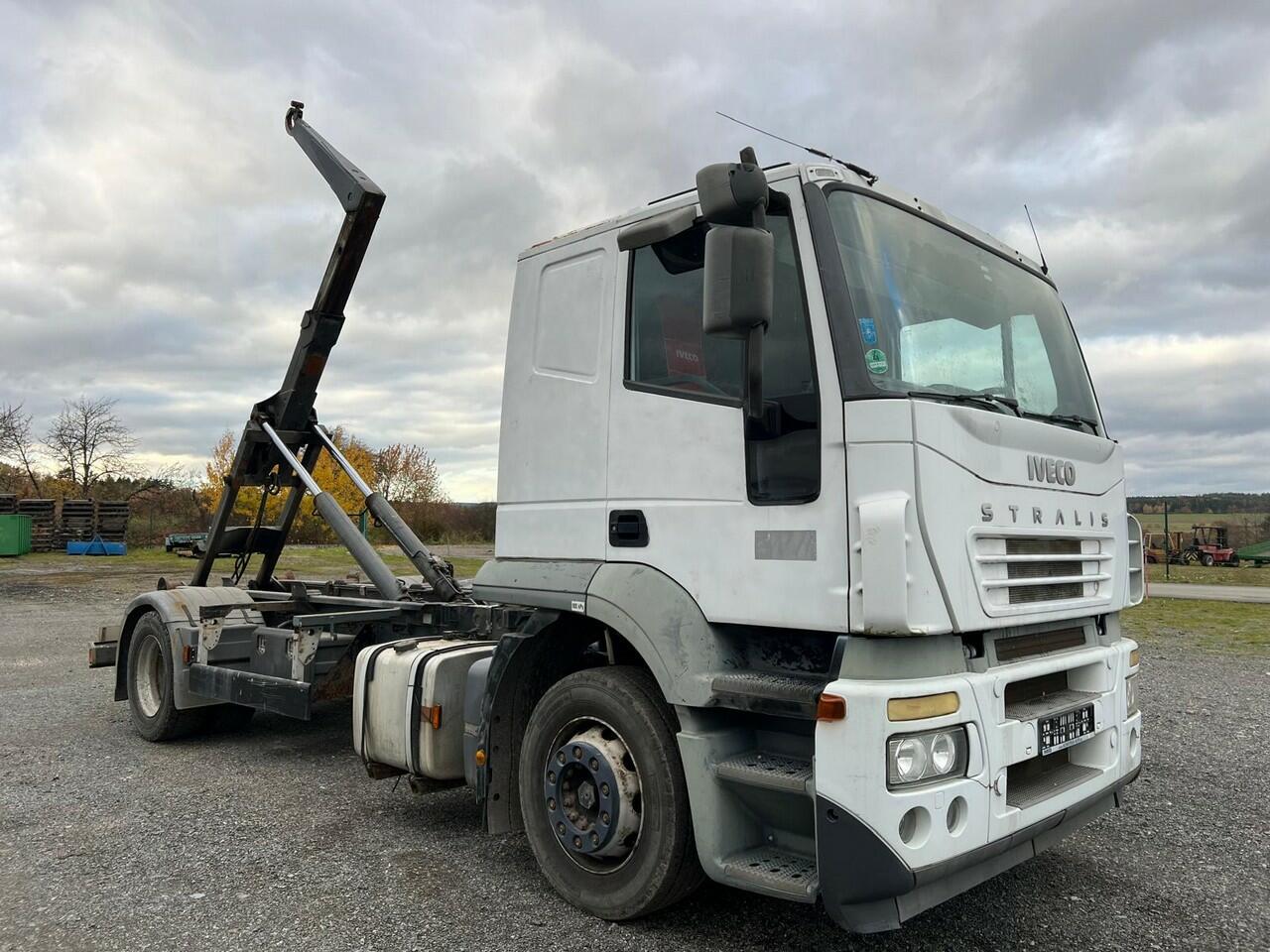 IVECO AT190S36-VHODNÉ NA PŘEPRAVU STAVEBNÍCH STROJŮ 