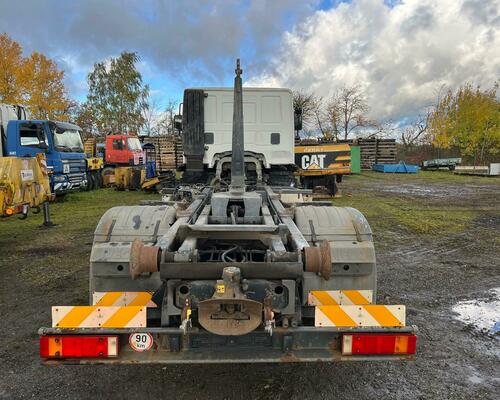 IVECO AT190S36VHODNÉ NA PŘEPRAVU STAVEBNÍCH STROJŮ