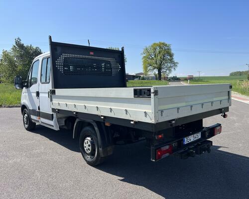 Iveco Daily 2.3d 16V 85kw, valník , 7 míst
