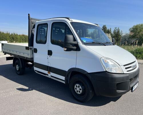 Iveco Daily 2.3d 16V 85kw, valník , 7 míst