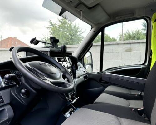 IVECO Daily 65C17D + Isoli