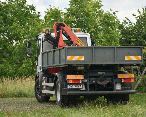 IVECO Eurocargo 16t hákový nosič kontejnerů + Palfinger PKK