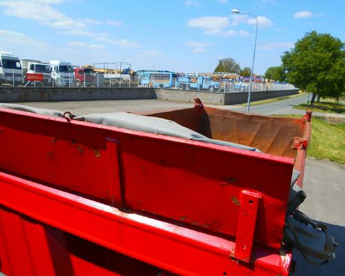 Iveco MP340 E 37 H 8x4