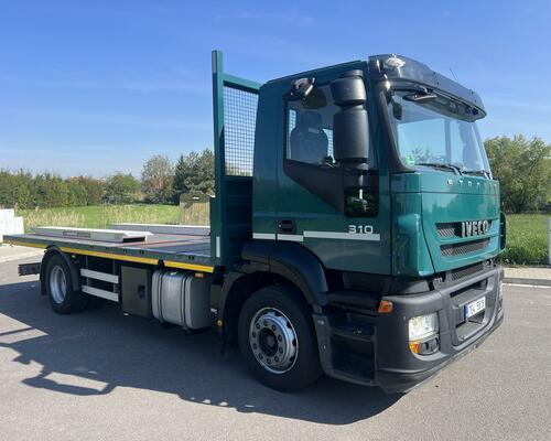 Iveco Stralis 310ps, plato 18t, najeto pouze 244tis. km