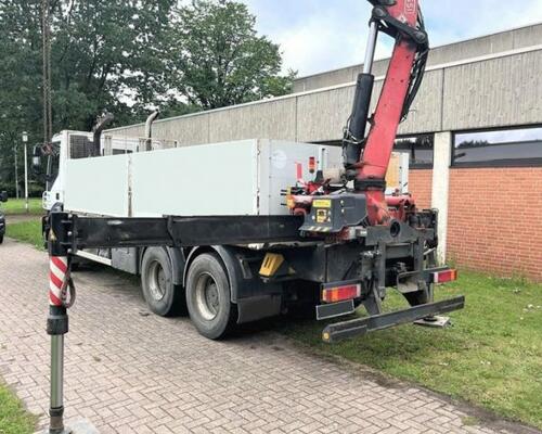 IVECO Trakker AD260.T41 +Fassi