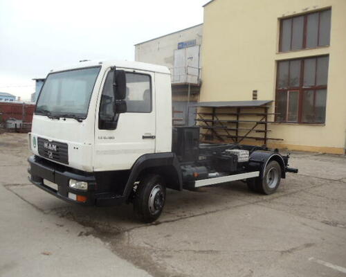 MAN 8.180 . nosič kontejnerů