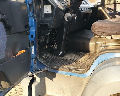 MAN LE 15.220 valník s hydraulickou rukou