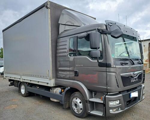 MAN TGL 8.220
