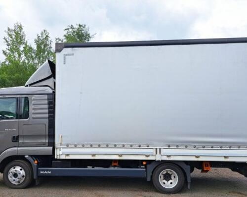 MAN TGL 8.220