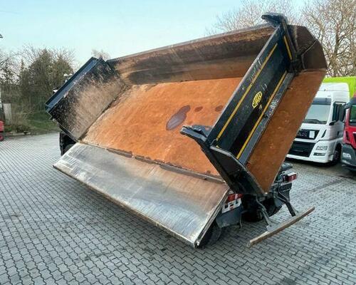 MB Arocs 3251 8x4 sklápěč Bordmatic