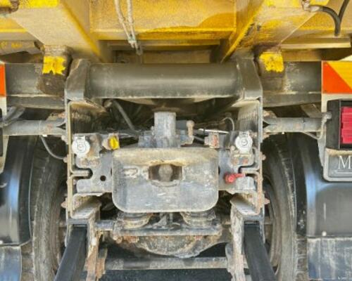 Mercedes Actros 4148 K (952.33)