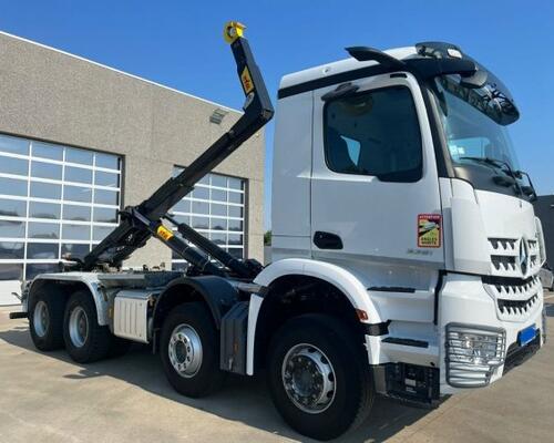 Mercedes Arocs 3251