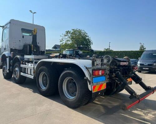 Mercedes Arocs 3251