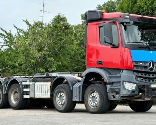 Mercedes Arocs 3740