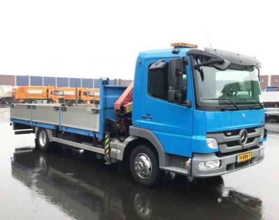 Mercedes Atego 1018 + HMF