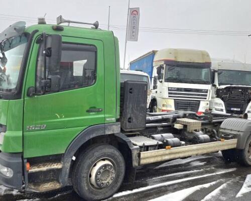 Mercedes Atego 1529 +(CZ) CTS Lift