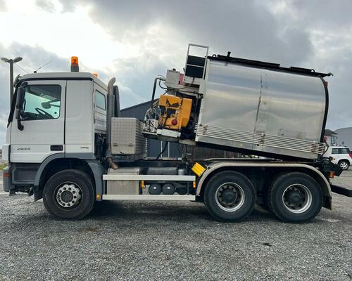 MERCEDES BENZ ACTROS  2644 6X4