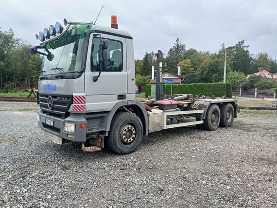 Mercedes Benz Actros 2644 nosič kontejneru