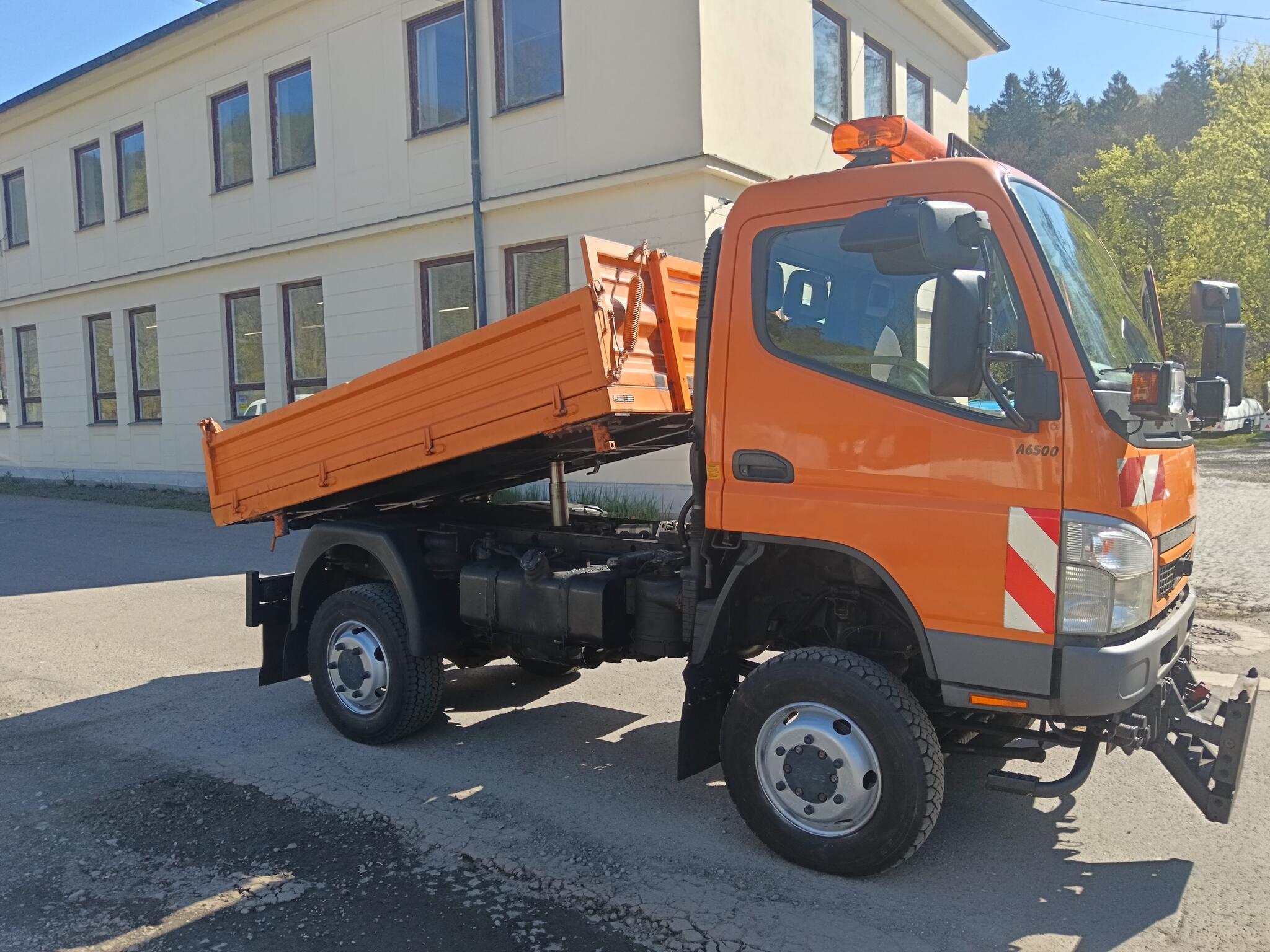 Mitsubishi canter Fuso 6500 4x4 3 str sklápěč