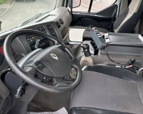Renault Lander