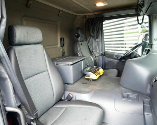 Scania Scania P320 + Effer