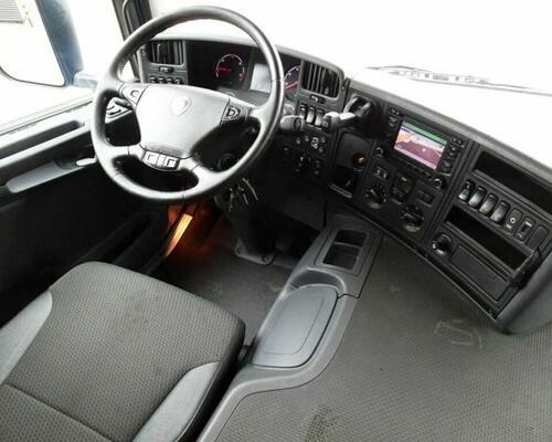 Scania Scania P320 + Effer