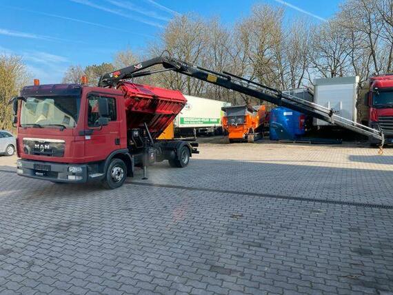 Sklápěč Man TGL  8.250 4x2 + hydraulická ruka